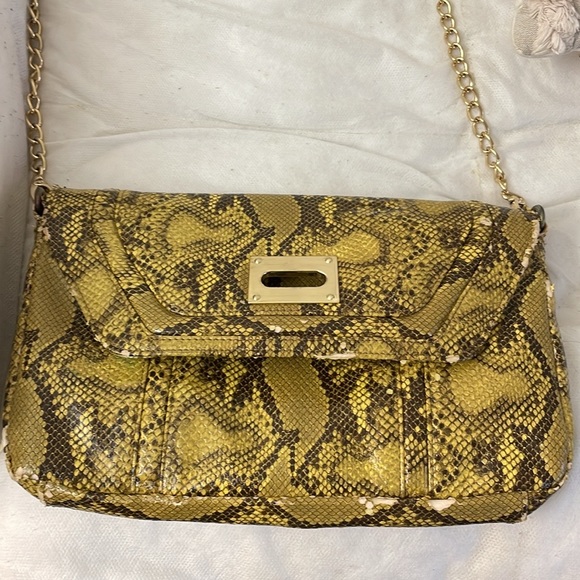 Steve Madden Python-Style Bag | Gold - Picture 4 of 12